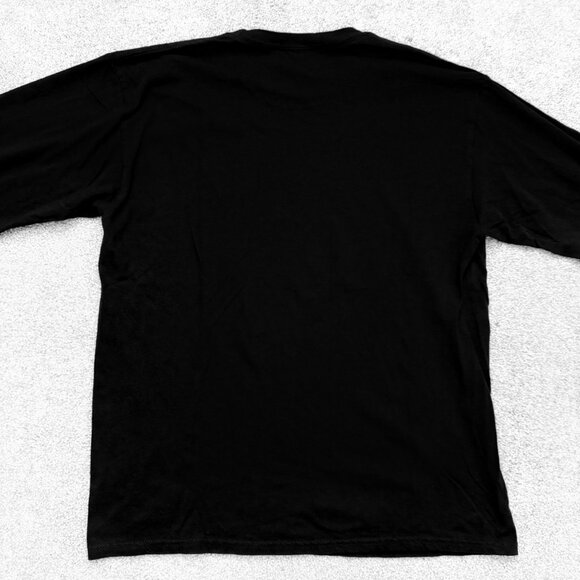 Gildan long sleeve t-shirt NWOT - Picture 2 of 3